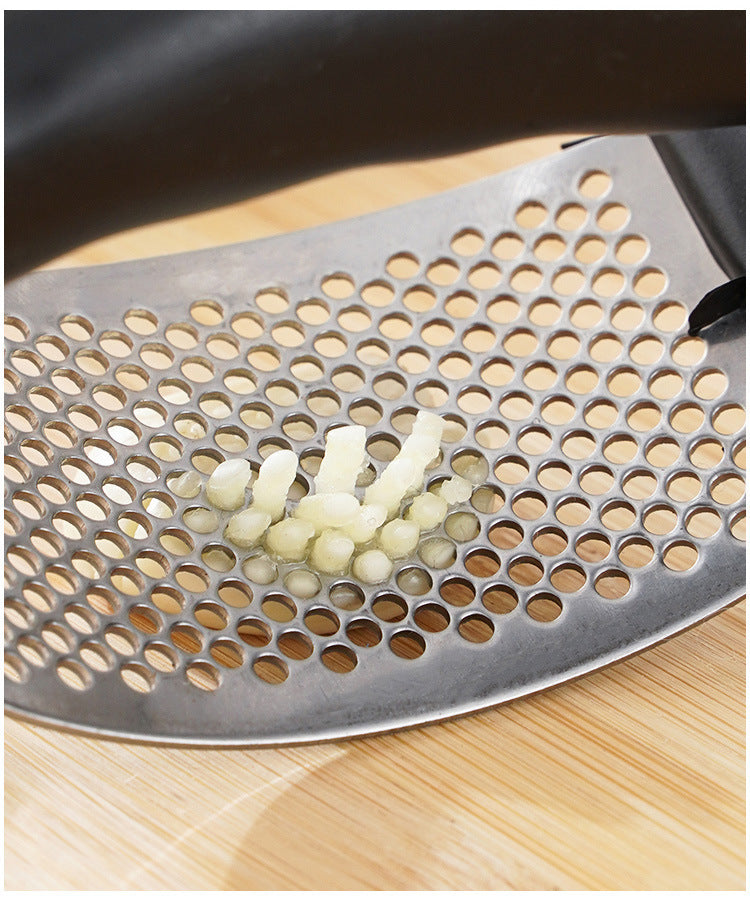 Stainless Steel Garlic Press & Crusher — Easy Squeeze | UK Stock